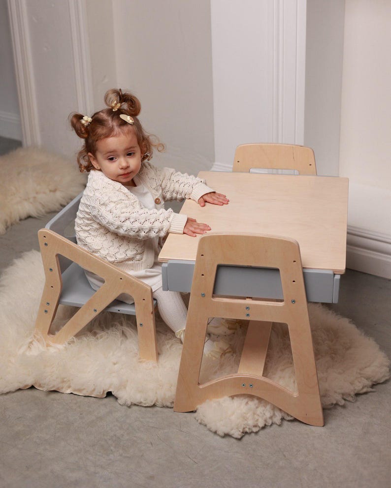 Funktionella småbarnsmöbler - Aktivitetsbord för barn med växande stol - Montessori barnmöbler - Bord och stol för småbarn - En barnmöbeluppsättning bild 8