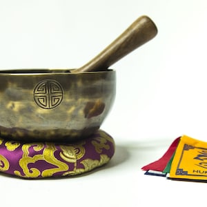 6 inch Full Moon Singing Bowl - Tibetan Singing Bowl Set for Meditation, Yoga, Chakra Healing and Gift - Om Mane Padme Hum- made in nepal