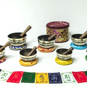 Tibetan Singing bowls Set of 7 - Chakra Healing Colored Singing Bowls Set Handcrafted in Nepal-Best Price - Fast & Free Shipping