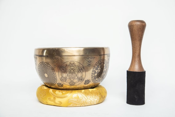 8インチの手作りチベットシンギングボウル：サウンドヒーリング、瞑想
