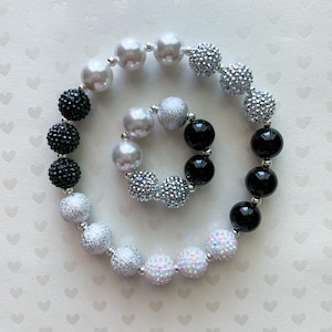 Black and silver Necklace, Toddler Bubblegum Necklace, Baby Chunky Bead Necklace, Elastic Kids Bracelet, Birthday gift, Birthday outfit