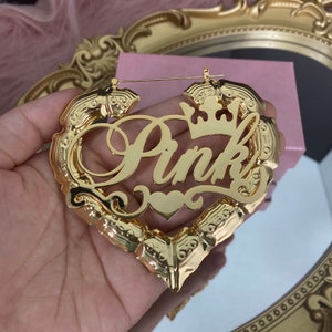 Brincos com nome personalizado, brincos de bambu com nome, brincos com letras personalizadas, brincos de argola com nome e coração, brincos de bambu dos anos 90, presente para ela