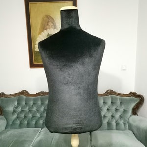 Handgemaakte zwarte fluwelen mannelijke mannequin torso met stand- papier maché jurk vorm- Frans geïnspireerd- modieuze display organizer- pinnable