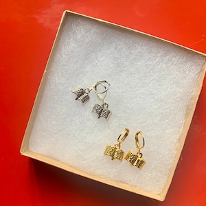 Book Earrings, Small Everyday Earrings, Earrings for Women, Dainty Earrings, Charm Earrings, Book Lover Gift, Reading Jewelry