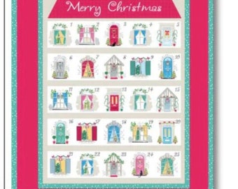 Könnte beinhalten: Ein Adventskalender mit 25 Türen, jede mit einem anderen Design eines Hauses mit einer Tür und Fenstern. Die Türen sind von 1 bis 25 nummeriert. Der Kalender hat einen rosa und weißen Hintergrund mit einem türkisfarbenen Rand.