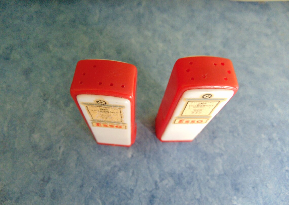 Vintage ESSO Gas Pump Salt and Pepper Shakers Etsy Ireland