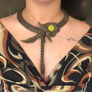 Green Leather Floral Necklace, Leather Lariat Necklace Choker