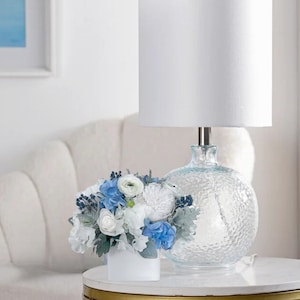 Blue Centerpieces, Elegant flower Arrangement, Wedding blue centerpieces, Option vases