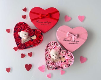 Caja de regalo del corazón del día de San Valentín,/regalo para ella, rosas y oso de jabón, regalo del día de San Valentín