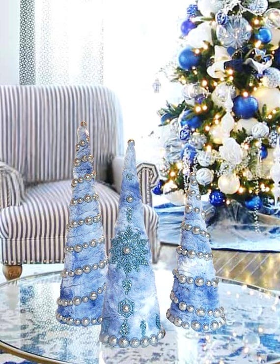 LED クリスマス コーン ツリー、ブルー フェイク コーン ツリー、LED