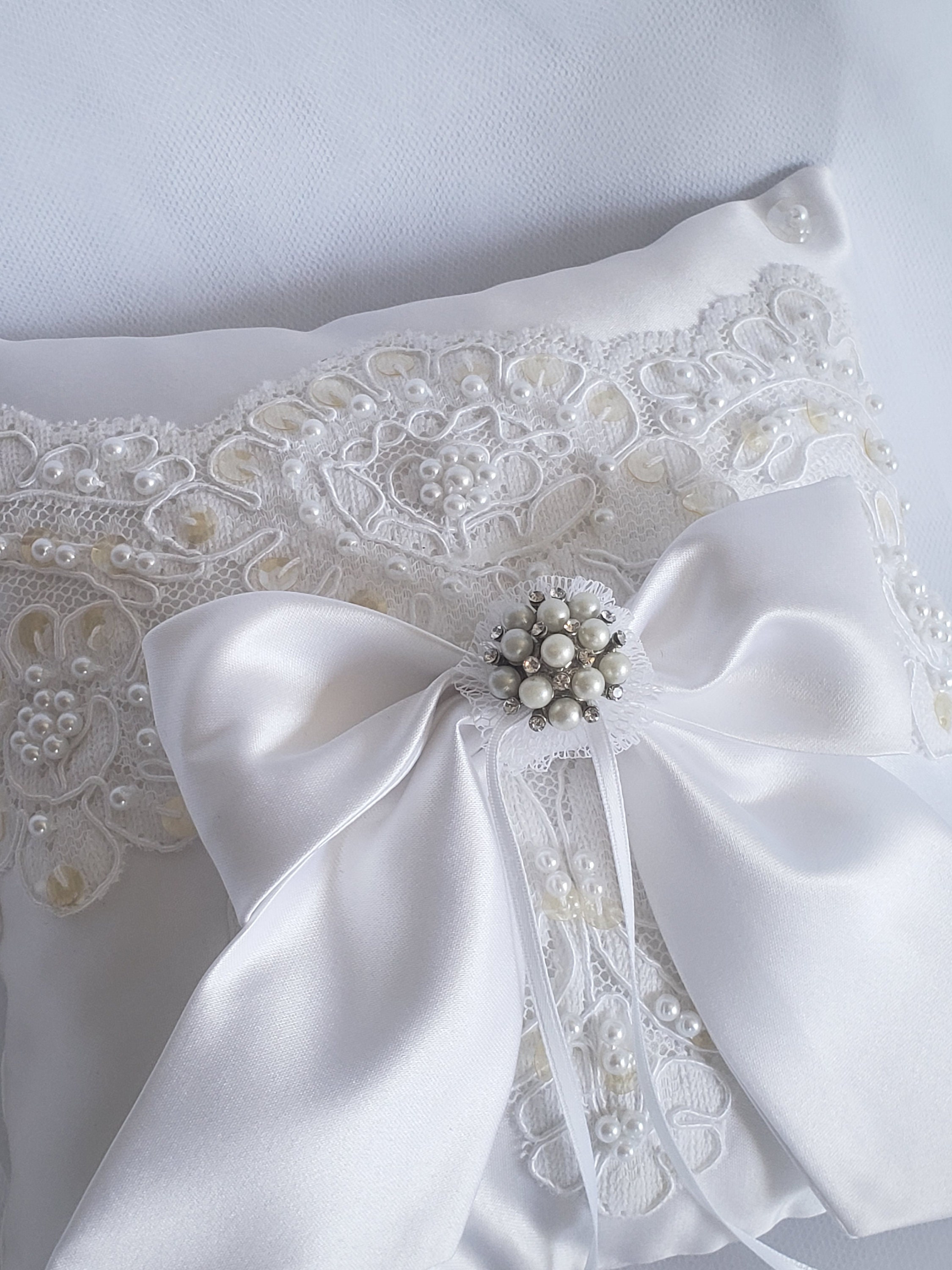 Arras De Boda Almohada Para Anillos De Boda De Satén Blanco - 20x20 Cm Con  Encaje - Para Ceremonias Y Propuestas Porta Alianzas Boda Original, image size:2250x3000
