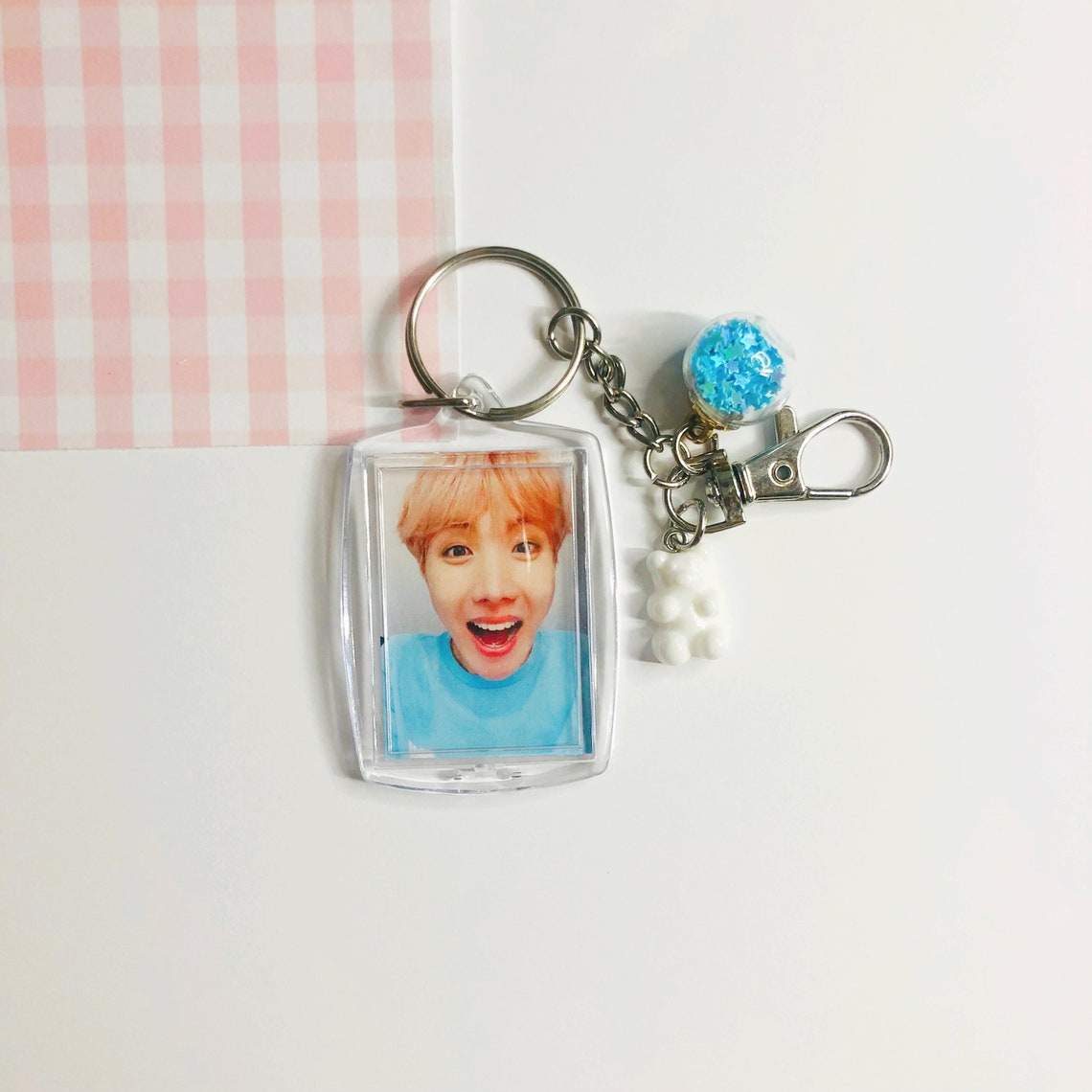 de trousseaux BTS personnalisés porteclés kpop Etsy