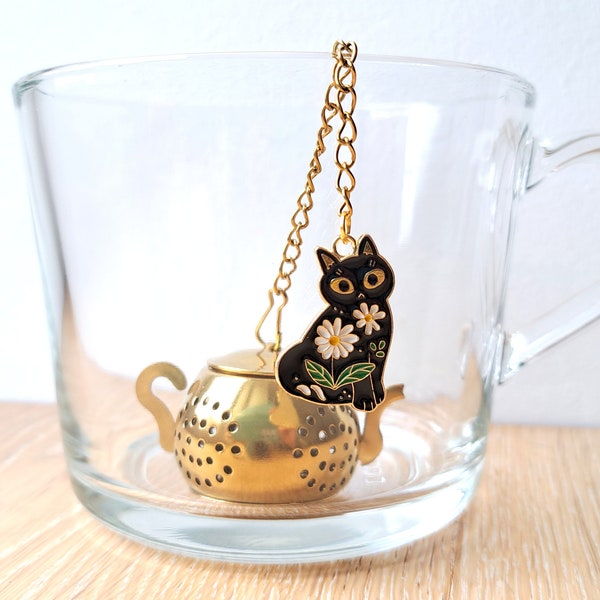 Tea infuser with enameled black cat kitten charm for fresh tea, tea strainer, unique original gift for her mother tea lover party gift