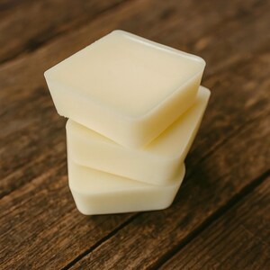 Handmade 1oz, 2oz, 3oz Soy Wax Melts: Strong Scent, Clean Burn, Vegan