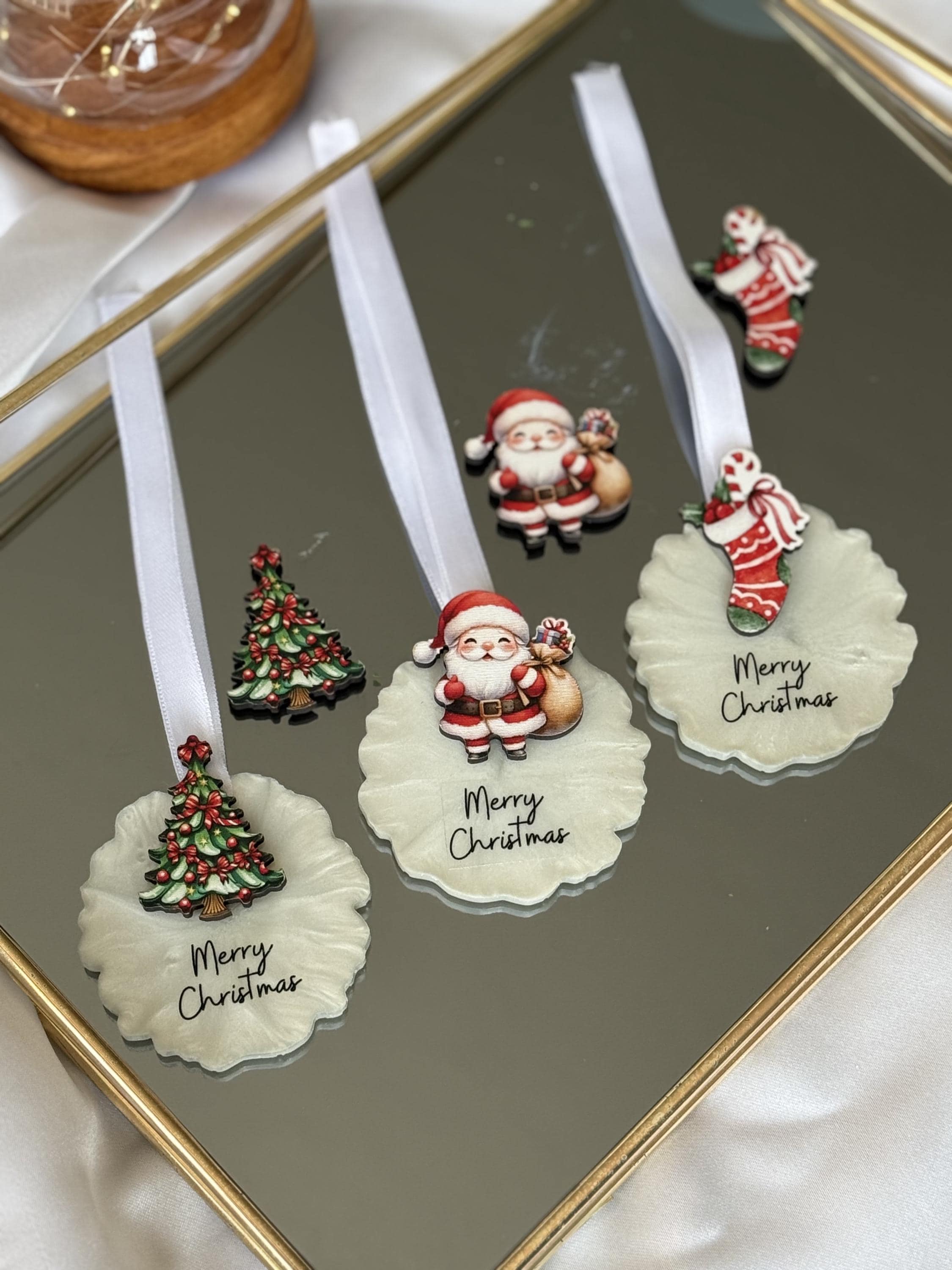 パーソナライズされたクリスマスオーナメント：エポキシホリデーギフト