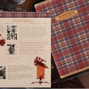 May include: A notebook and a notepad with a plaid pattern in red, blue, and tan. The notebook has a leather label that reads "COLLEGE SERIES ELETANG." The notepad features text and illustrations about Sergio Toppi.