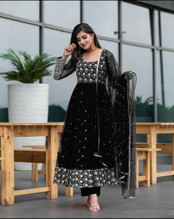 Update more than 78 long kurti with pants images latest - POPPY