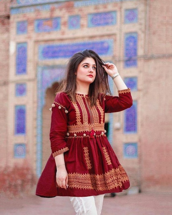 Buy Designer Rayon Short Kurti With Pant Set for Woman Online in India - Etsy