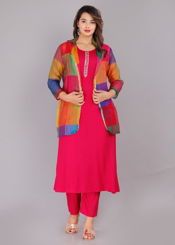 Laxmipati Ruby Pink Straight Cut Kurti With Narrow Slim Pant – Laxmipati  Sarees | Sale