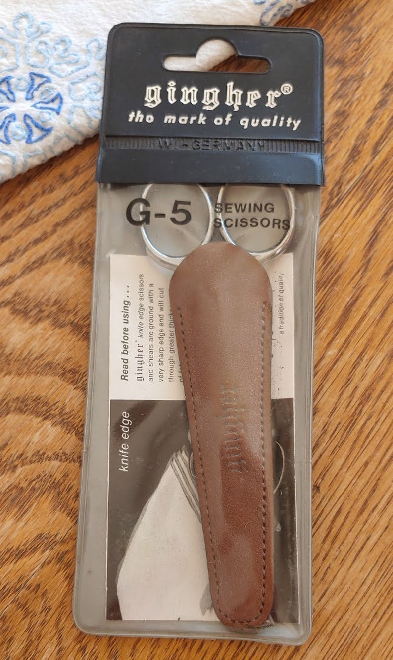 G5 5 Sewing Scissors Needlecraft Cross Stitch Gingher G4 Craft Supplies 4 Embroidery Scissors