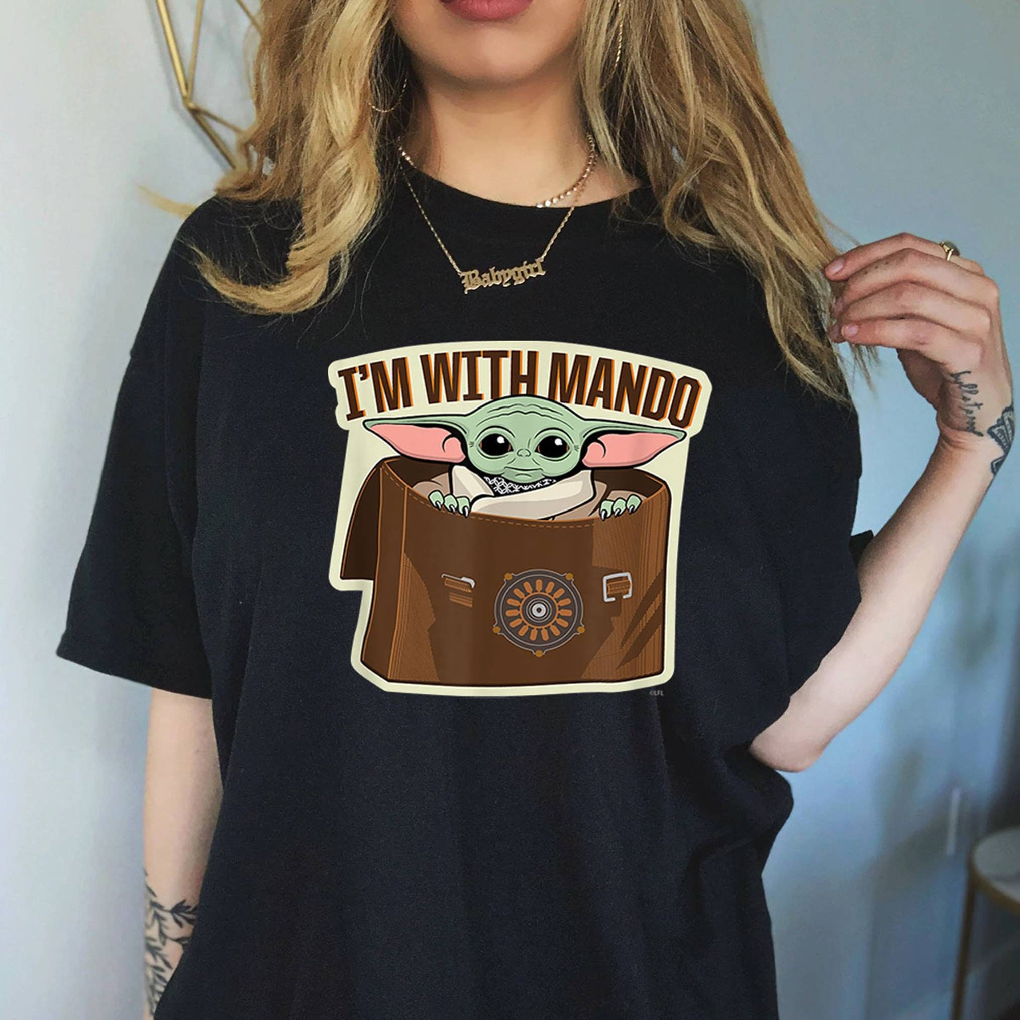 Discover Star Wars The Mandalorian Season 3 Grogu Im With Mando T-Shirt, Star Wars Shirt