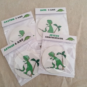 Lot de 5 sachets cadeaux personnalisés - Idéal pour anniversaire - Cadeau unique invité - Dinosaures - Autocollants