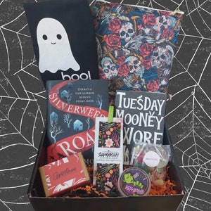 Halloween Gift Box, Spooky Basket for Adults, Halloween Gifts for Her,  Halloween Birthday Gift, Horror Gift Box, Halloween Care Package, Boo 