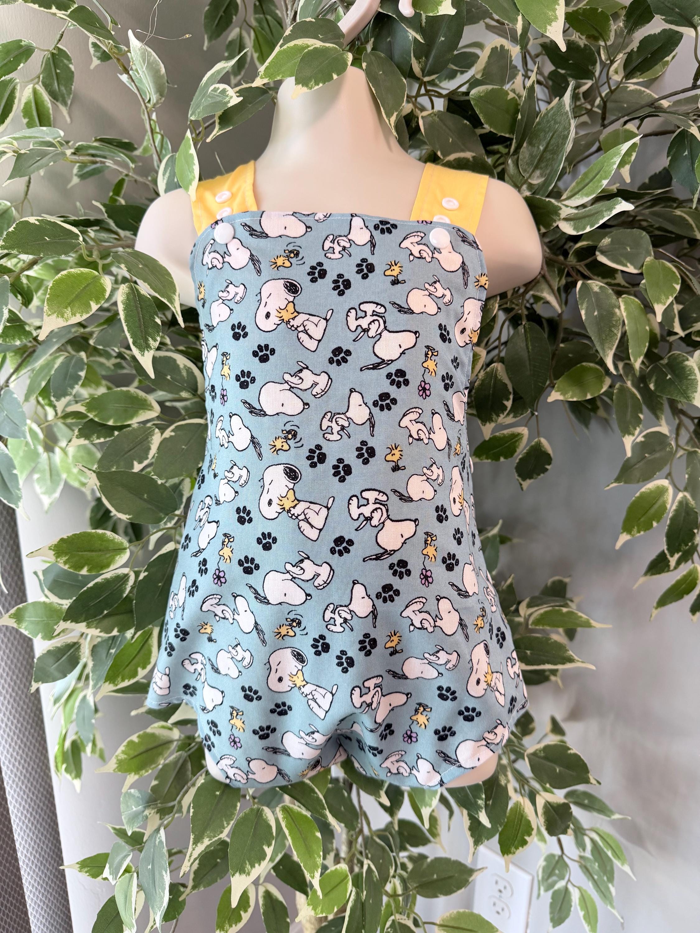Baby romper,snoopy baby romper,snoopy,Birthday snoopy,mameluco de snoppy,romper para niños,toddler romper,summer romper,spring romper,Fabric