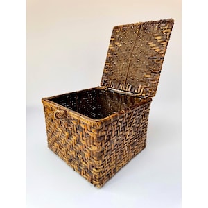 Vintage Square Basket With Lid - Etsy