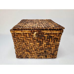 Vintage Handwoven Split Bamboo Lidded Basket Box Square Storage Rustic Woven