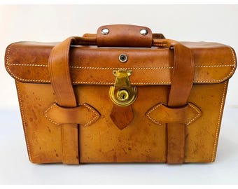 Vintage Perrin Leather Case No. 201 – Structured Handbag / Travel Case w/ Key