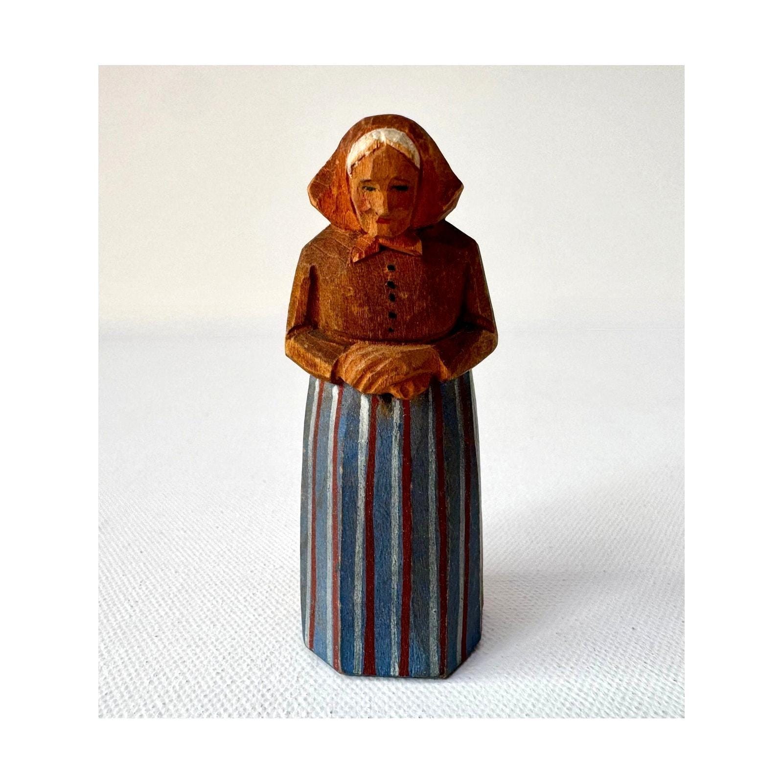Huggler Wood Carving - Etsy
