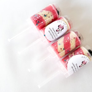 Minnie Mouse Inspired Homemade Playdough Pushpop Party Favor for Kids