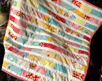 Handgequiltet Patchwork Baby Quilt: Designer Baumwolle Kinderzimmer Dekor