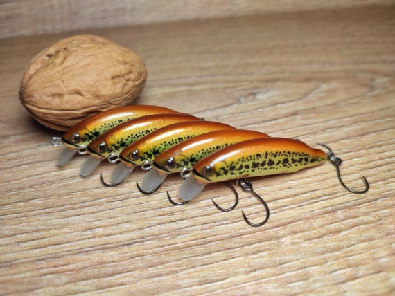 Veles Handcrafted Lure 40mm-2,8gr Sinking. Trout Fishing Lure. Twitching  Action Bait. Made From Balsa Wood. Single Inline Hooks. 