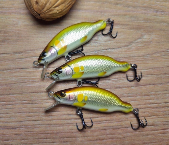 Veles Handcrafted Lures 45mm-3,3gr Sinking. Trout Fishing Lure. Finnese  Lure.made From Balsa Wood. Treble Hooks. 