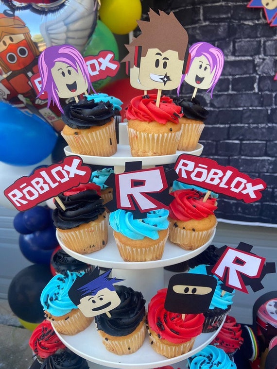 Custom ROBLOX Party Cake/12 Cup Cake Toppers Party Decor -  Portugal