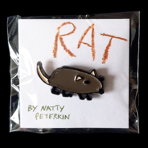 Emaille pinbadge RAT van Natty Peterkin