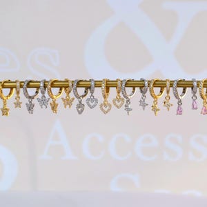 Zirkon Charm Hoop-Piercing - Huggie Ohrring mit Stern, Herz, Schmetterling – Knorpel, Helix, Lobe Schmuck