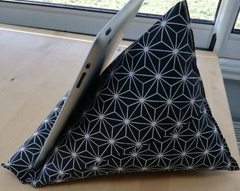 タッチスクリーンタブレット用の大型読書枕、iPadスタンド、ハンズフリータブレットレスト、クリスマスプレゼント、誕生日プレゼント