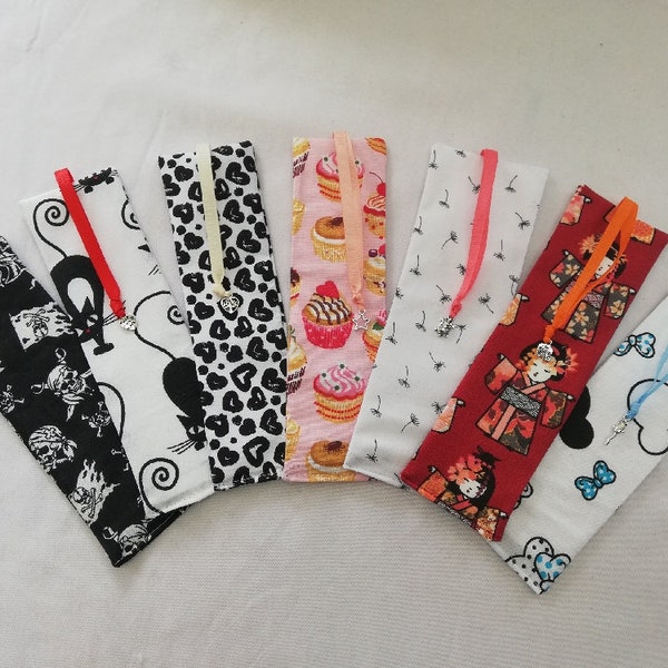 Fabric page mark, mark your page, bookmark with charm, reading accessory for children or adults, reader gift