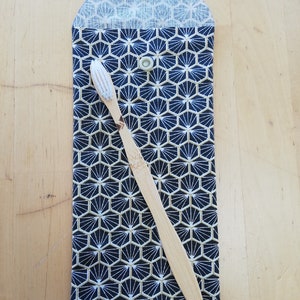 Pochette et brosse à dents en bambou, lot étui imperméable avec une brosse à dents, pochette nomade imperméable, cadeau zéro déchet image 4