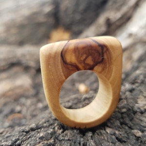 Olive wood ring, Geometric ring, Nature inspired ring, Eco ring, Unusual ring, Unique ring, Statement ring, Ring for woman, Artesinal ring