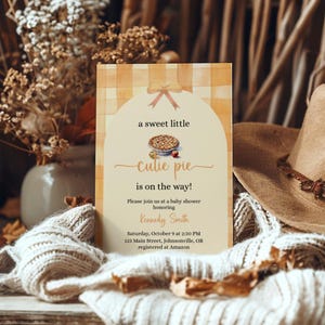 Set di inviti per baby shower Cutie Pie, invito dolce come una torta, Pi Day, autunno, flanella a quadri arancione, torta di mele, modello stampabile, CP110