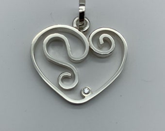 Heart pendant with brilliant