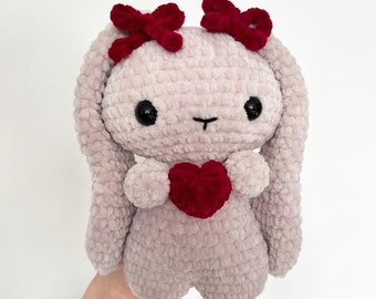 Valentine bunny pattern, PDF file, instant download, crochet, amigurumi, bunny pattern, handmade