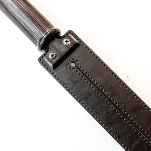 Tawse/Heavy/Black. 51 cm/20&quot;, two-pronged paddle made of 2 x 4 mm thick sole leather
