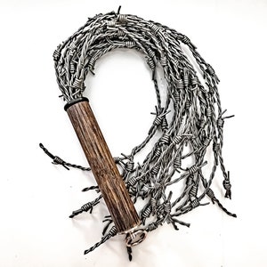 Wuensdorf. 61 cm/24&quot; flogger made of leather barbed wire
