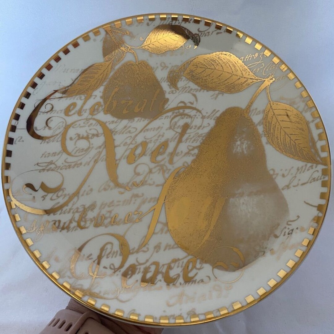 Restoration Hardware Celebrate Noel Peace 4 Christmas Appetizer Plates ...