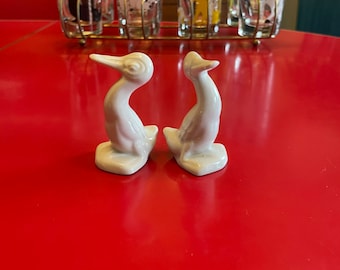 Harlequin (Fiesta) Imitator Animals - White DUCKS - Pair (2)